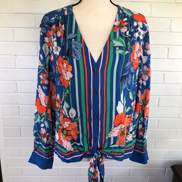 Anthropologie Tops - Anthropologie Maeve tie front blouse size 12 NWT